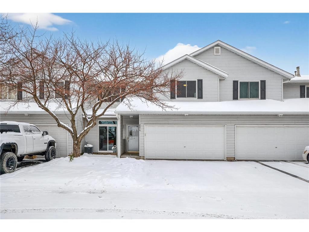 2074 Parkway Avenue Shakopee MN 55379 6813500 image1