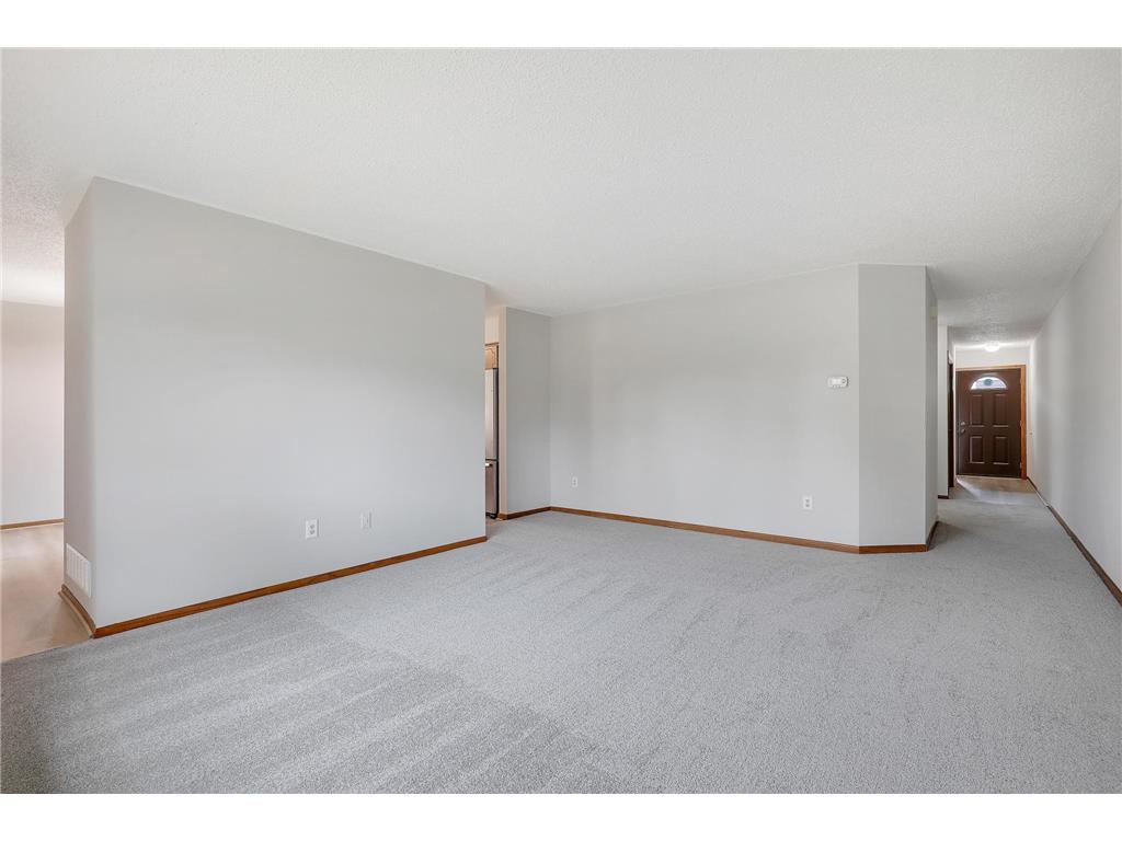 2075 13th Avenue W Shakopee MN 55379 6794539 image10