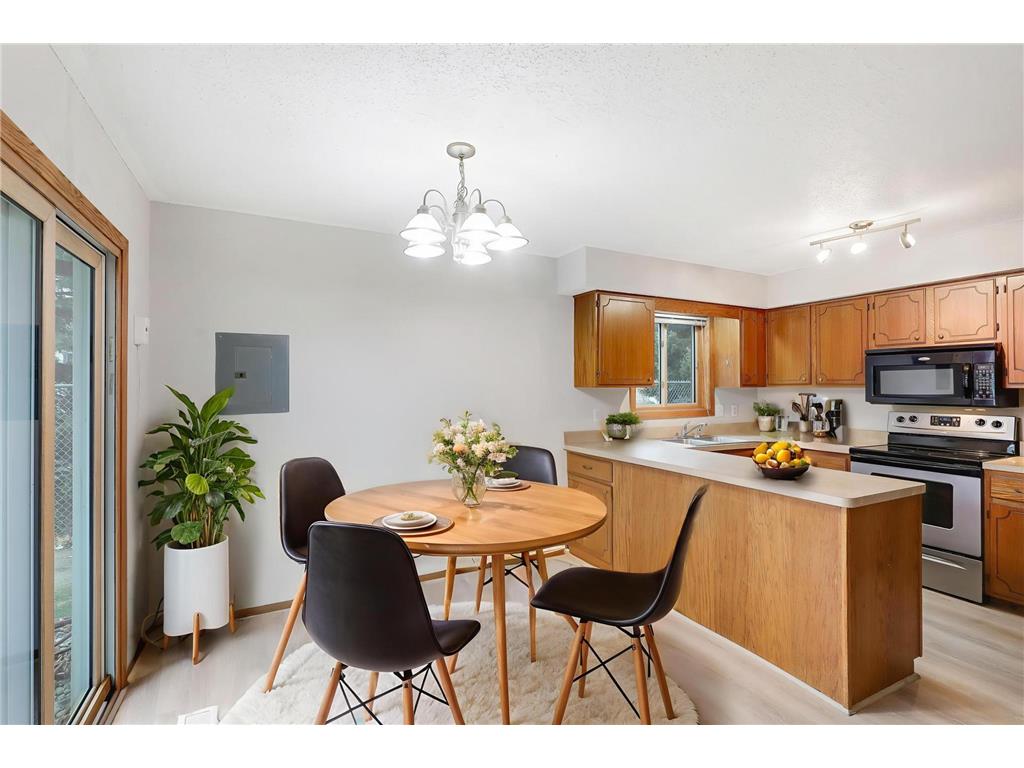 2075 13th Avenue W Shakopee MN 55379 6794539 image11