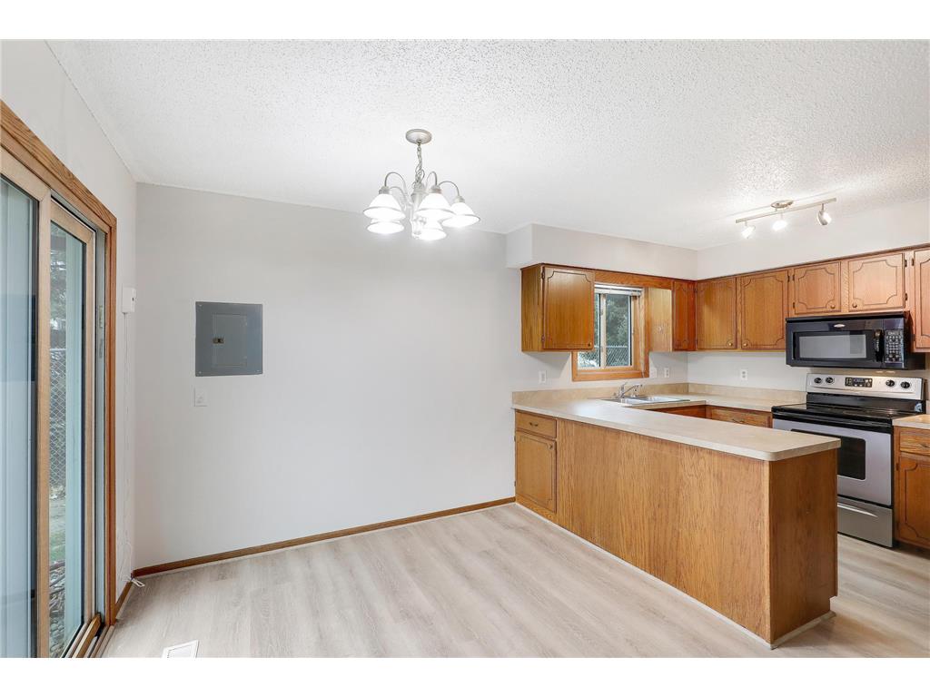 2075 13th Avenue W Shakopee MN 55379 6794539 image12