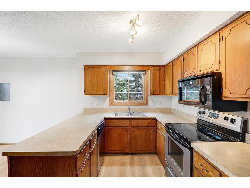 2075 13th Avenue W Shakopee MN 55379 6794539 image16