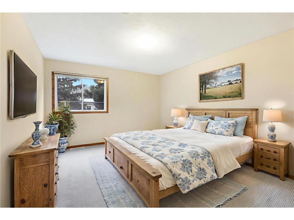 2075 13th Avenue W Shakopee MN 55379 6794539 image21