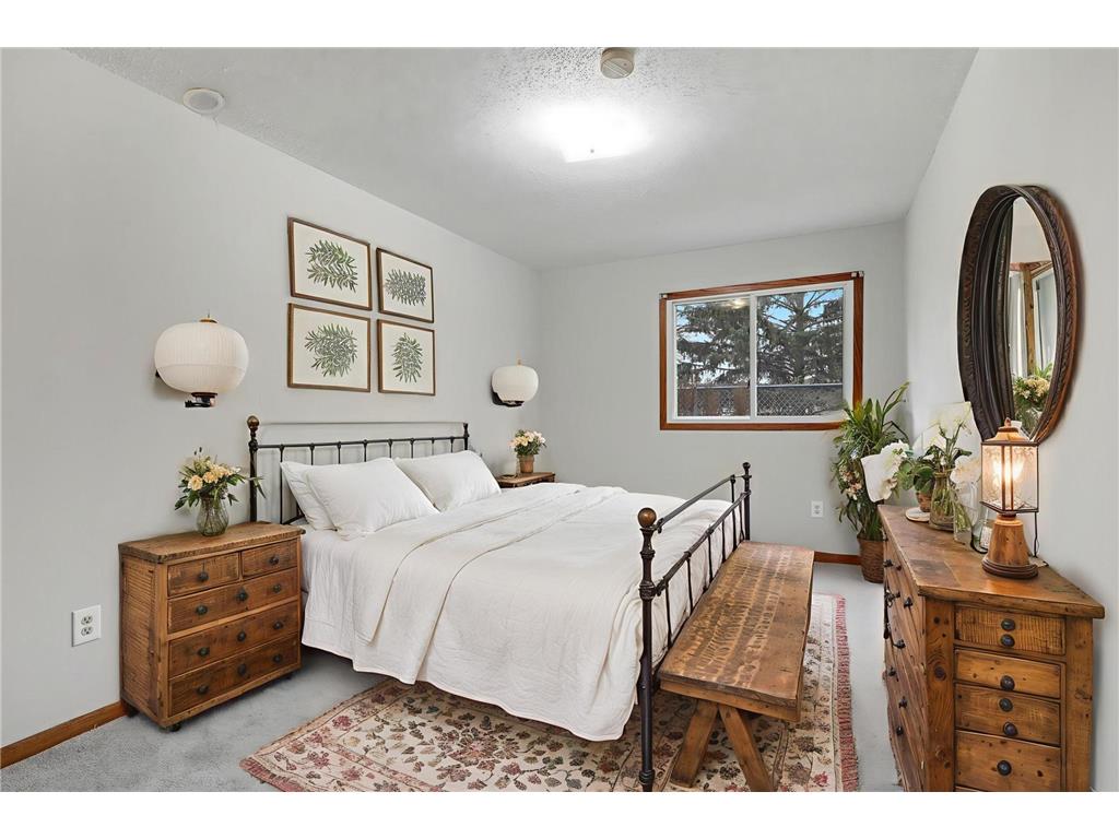 2075 13th Avenue W Shakopee MN 55379 6794539 image25