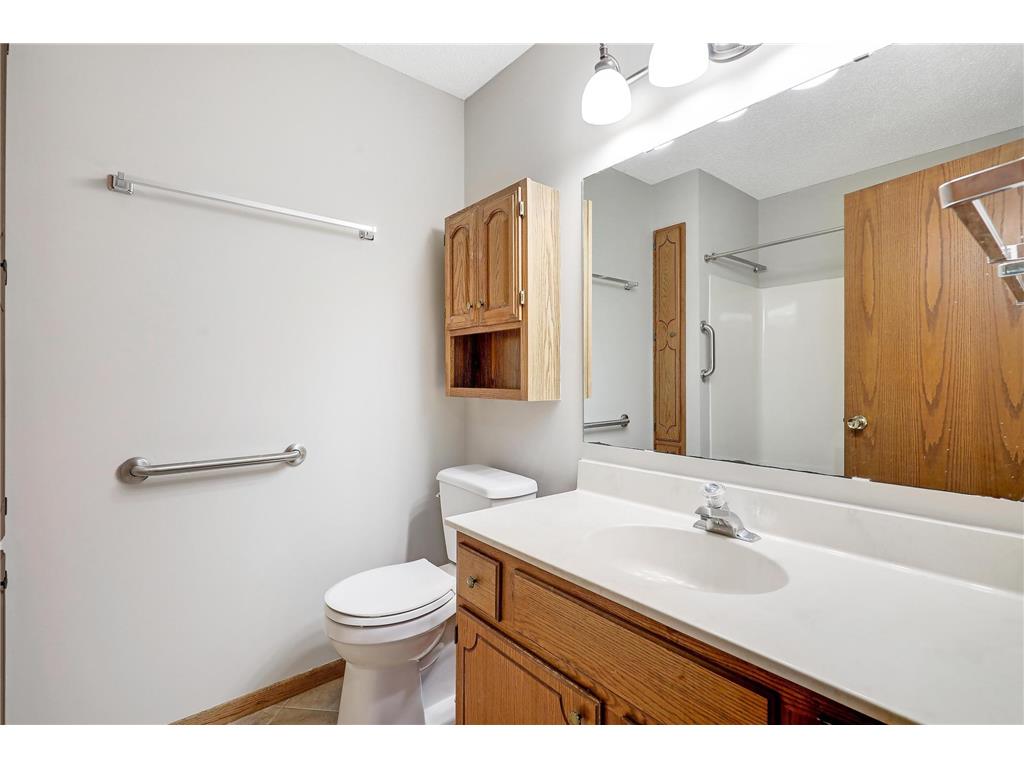 2075 13th Avenue W Shakopee MN 55379 6794539 image28