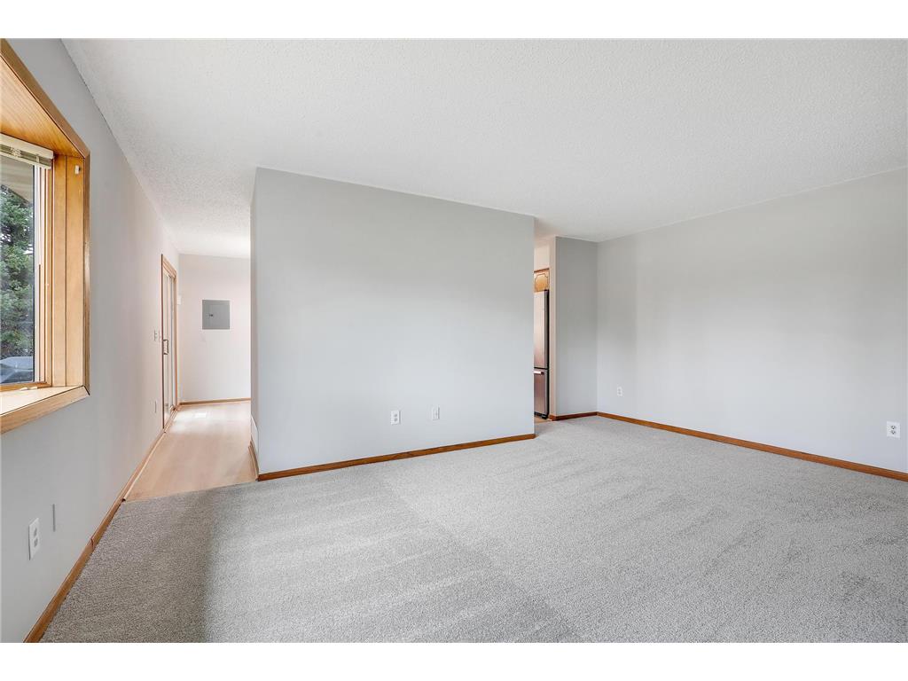 2075 13th Avenue W Shakopee MN 55379 6794539 image9