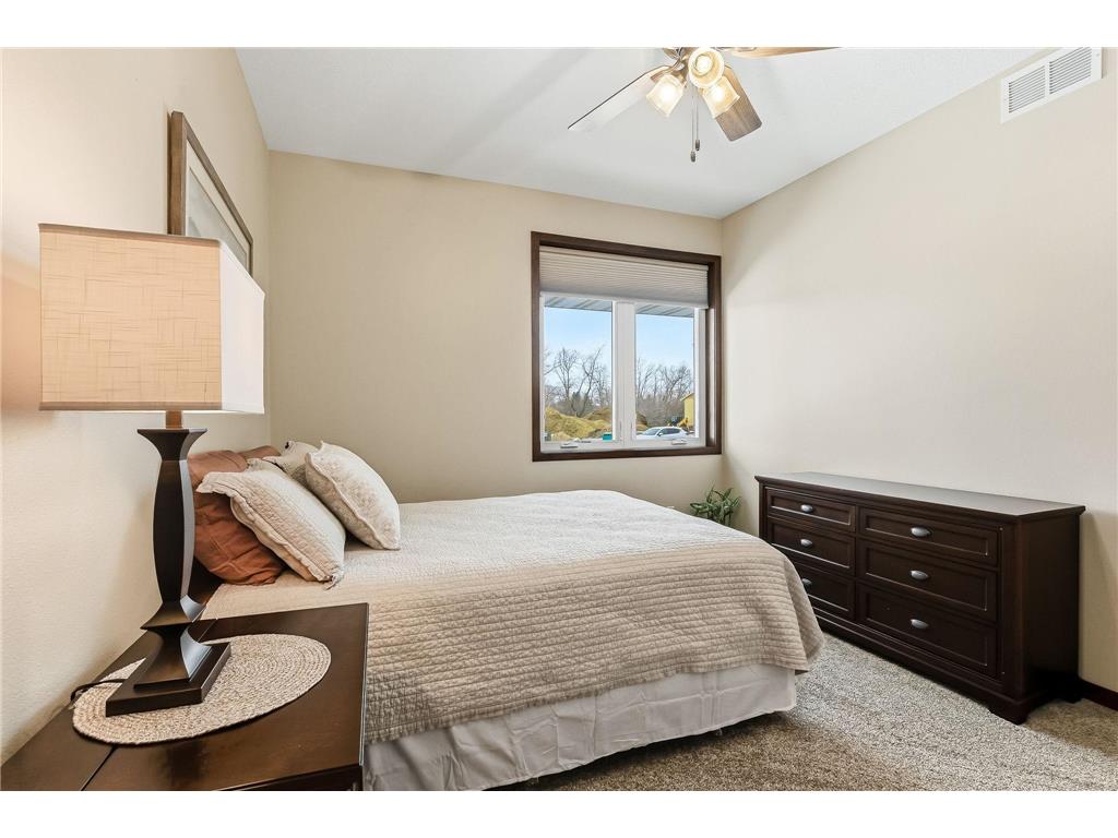 2075 13th Street NW Faribault MN 55021 7064278 image25