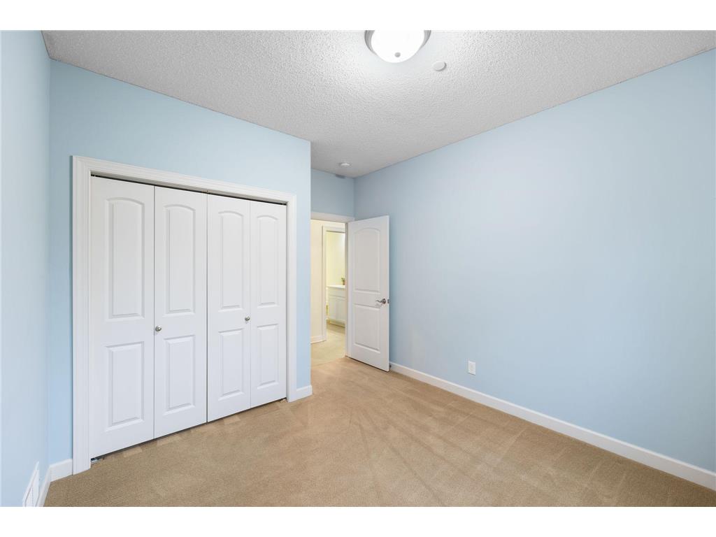 2075 Cardinal Glen North Saint Paul MN 55109 6820029 image11