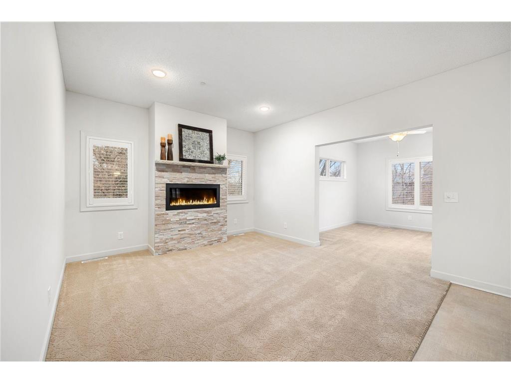 2075 Cardinal Glen North Saint Paul MN 55109 6820029 image21