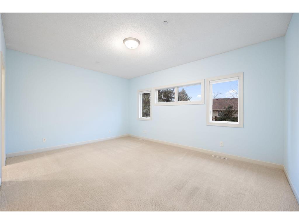 2075 Cardinal Glen North Saint Paul MN 55109 6820029 image22