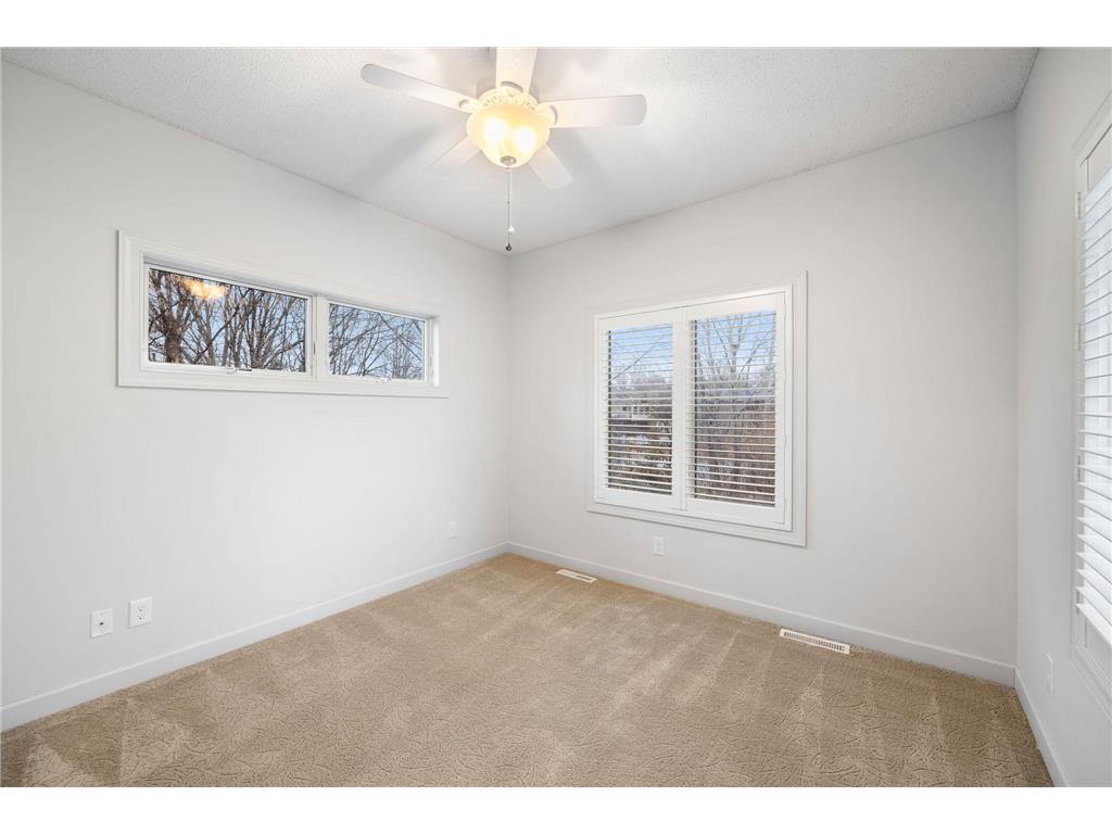 2075 Cardinal Glen North Saint Paul MN 55109 6820029 image23