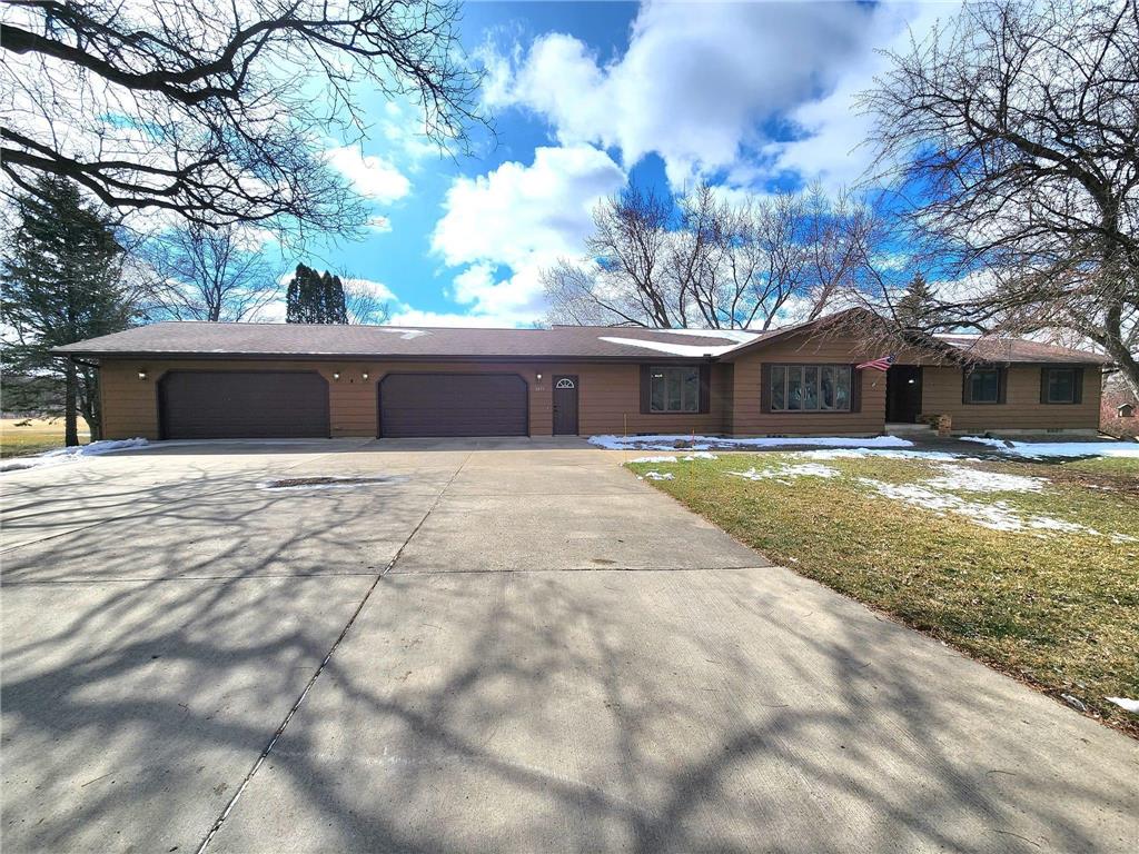 2075 Edgewood Drive Owatonna MN 55060 6506862 image1
