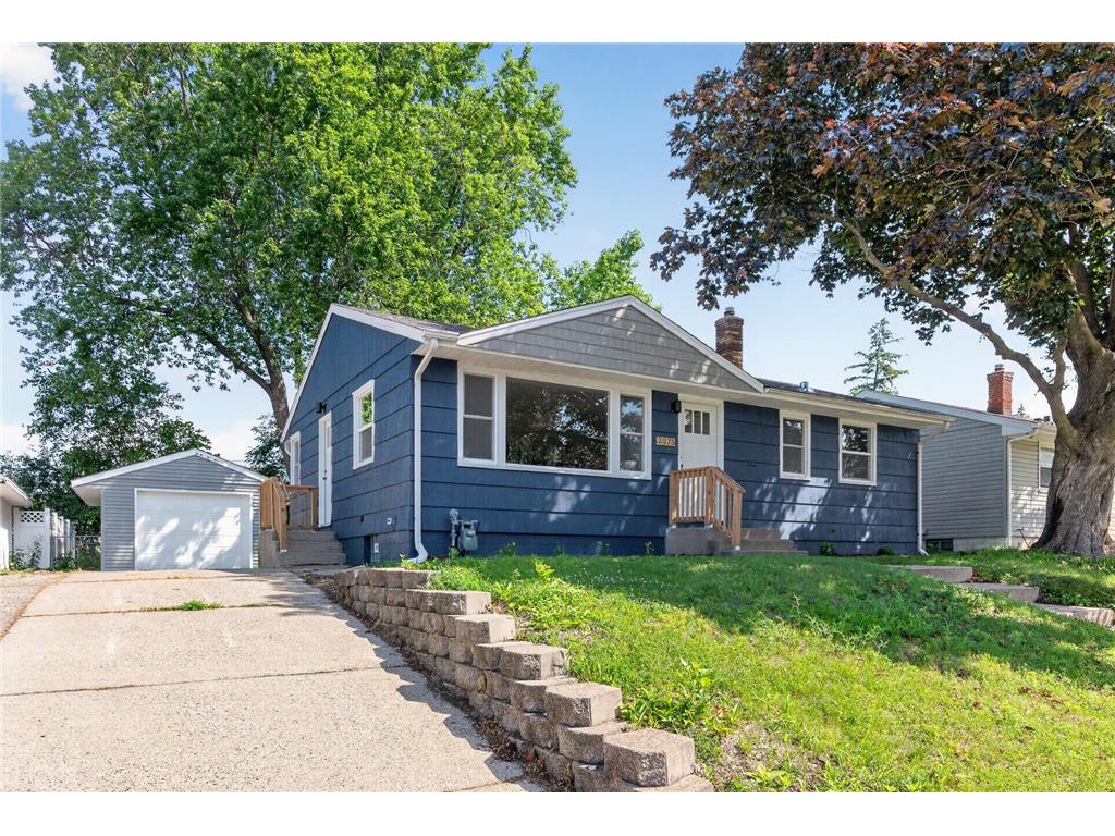 2075 Hawthorne Avenue E Saint Paul MN 55119 7104651 image2