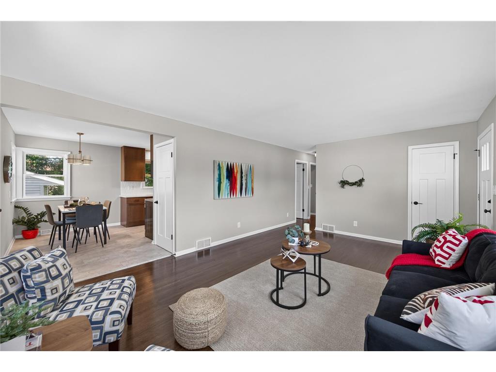 2075 Hawthorne Avenue E Saint Paul MN 55119 7104651 image7