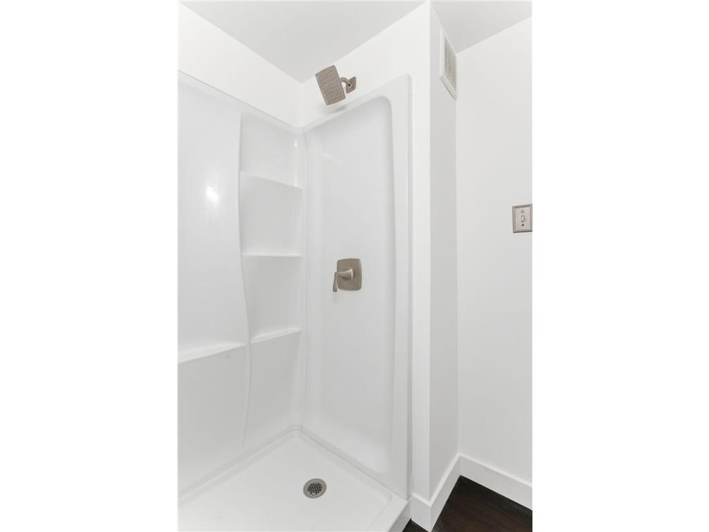 2075 N Ivy Street North Saint Paul MN 55109 7058758 image26