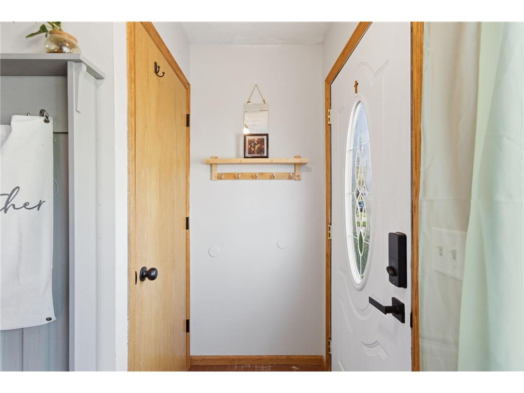 2075 N Ivy Street North Saint Paul MN 55109 7058758 image3