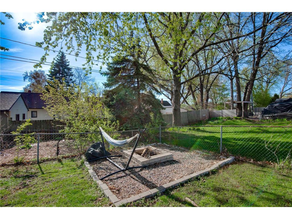 2075 N Ivy Street North Saint Paul MN 55109 7058758 image34