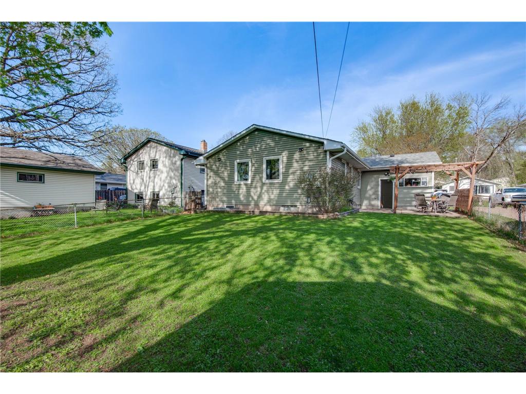 2075 N Ivy Street North Saint Paul MN 55109 7058758 image36