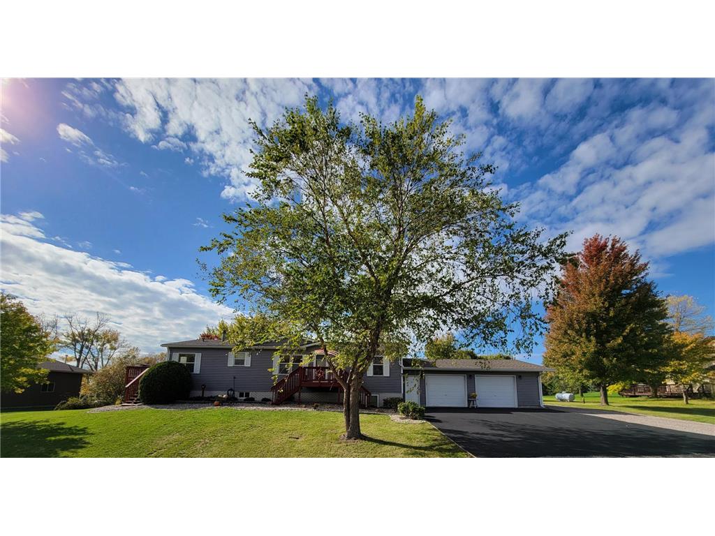 20755 Jupiter Drive Silver Lake MN 55381 - Swan Lake 6442168 image1