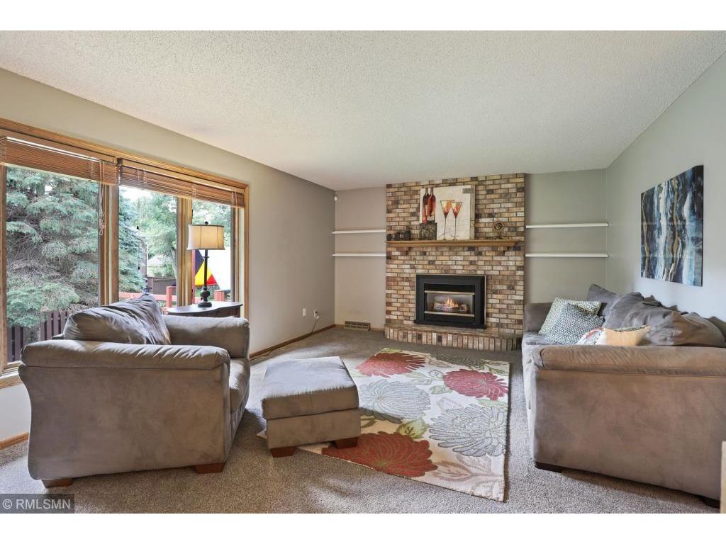 2076 128th Avenue Nw Coon Rapids Mn 55448 Mls 5255232