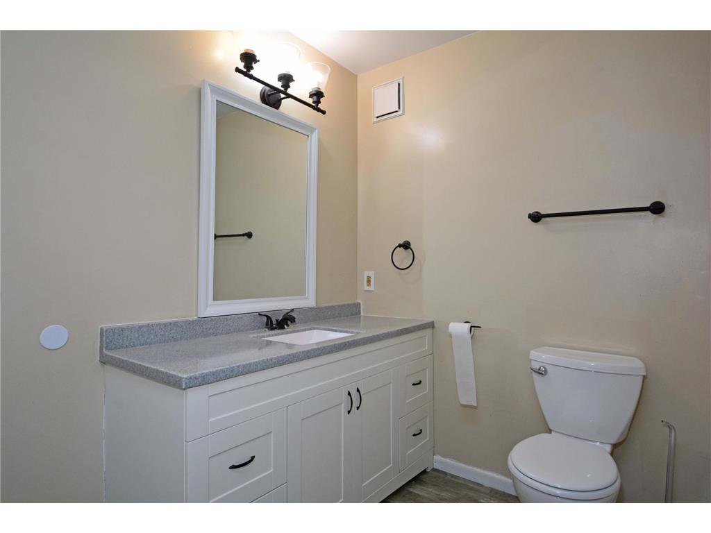 2076 Pathways Drive #1 Saint Paul MN 55119 7005206 image17