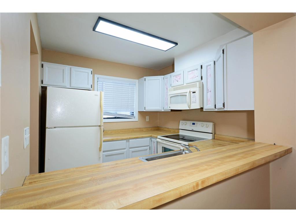 2076 Pathways Drive #1 Saint Paul MN 55119 7005206 image9