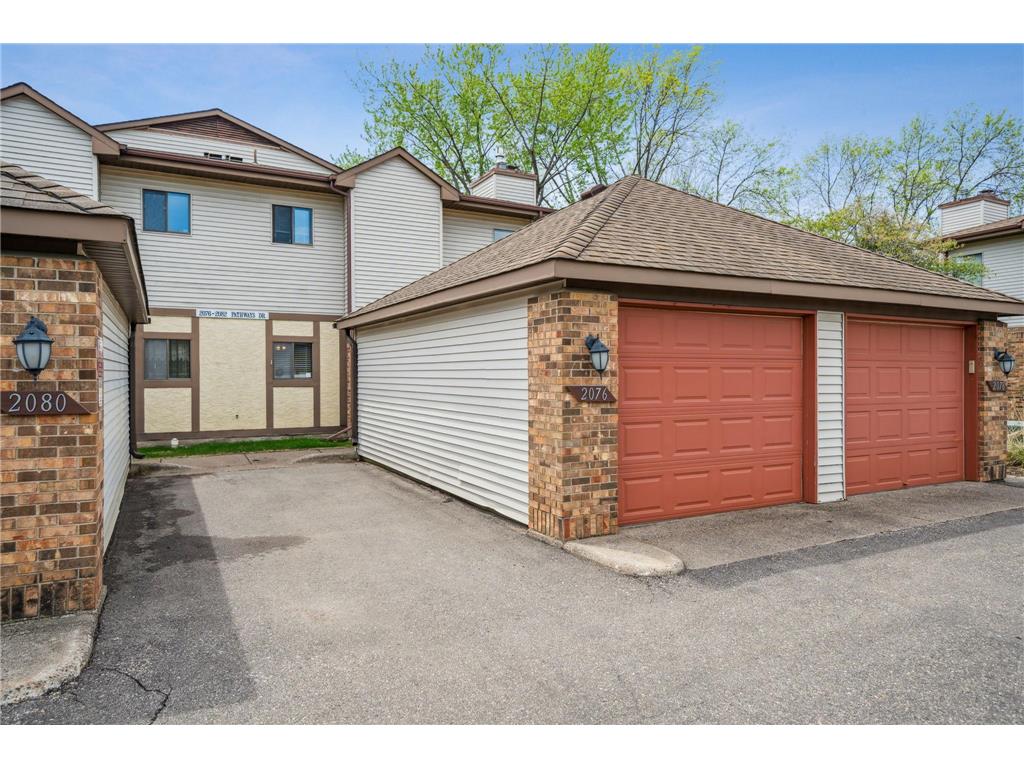2076 Pathways Drive #E-1 Saint Paul MN 55119 6366475 image1
