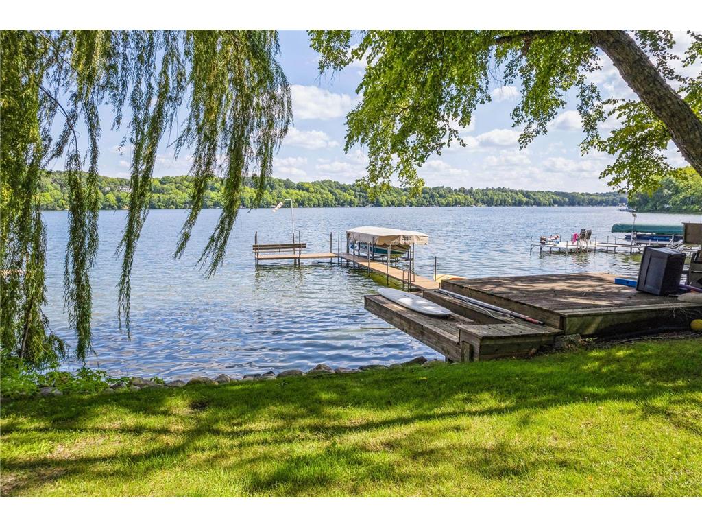 20765 Radisson Road Excelsior MN 55331 - Christmas 6585060 image1