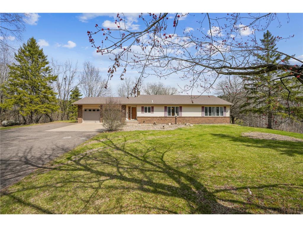 2077 110th Street New Richmond WI 54017 6698241 image1