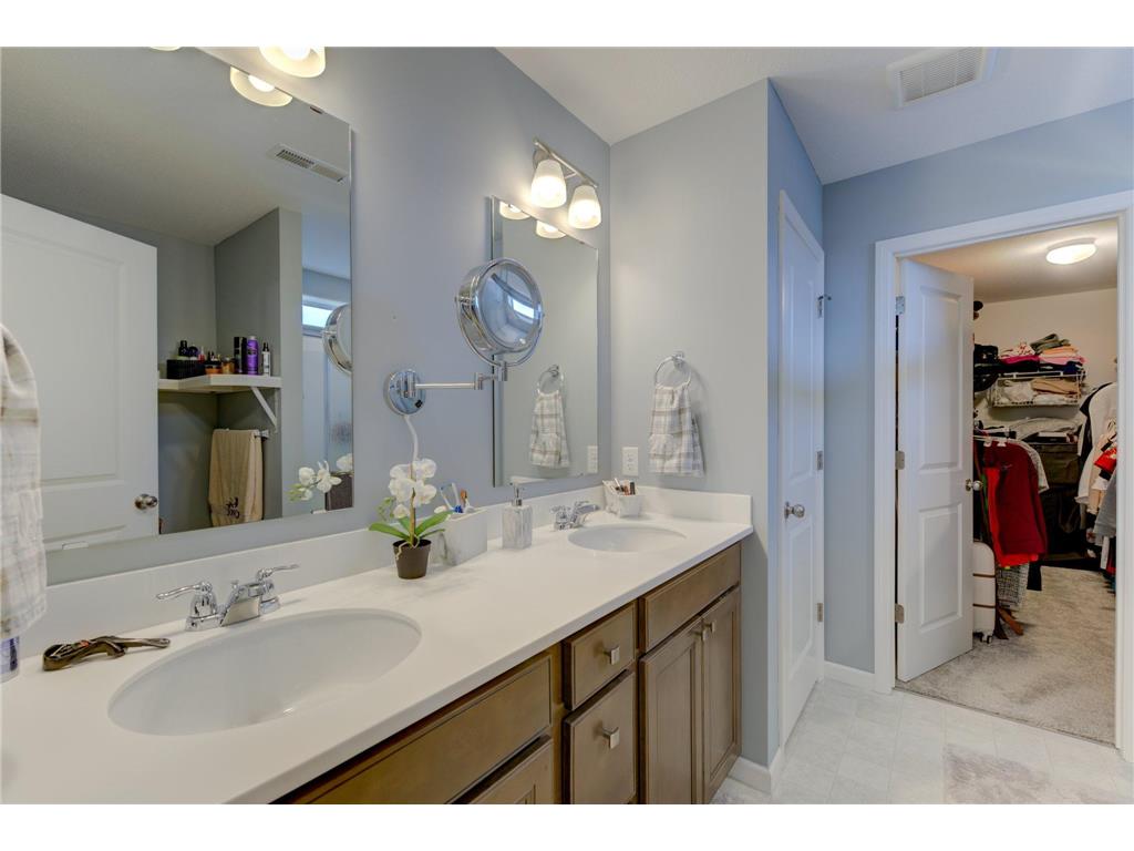 20779 Greenwood Avenue Lakeville MN 55044 7063575 image11