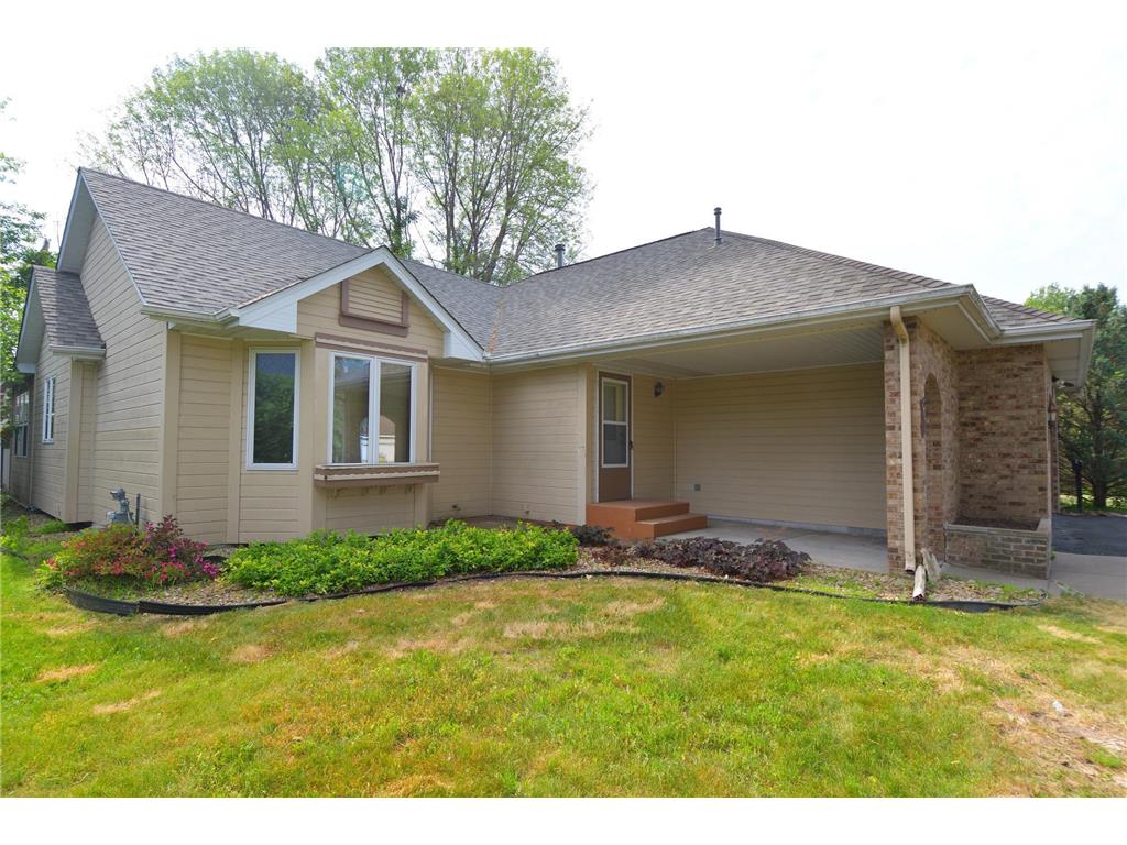 2078 2nd Street N North Saint Paul MN 55109 6468241 image1