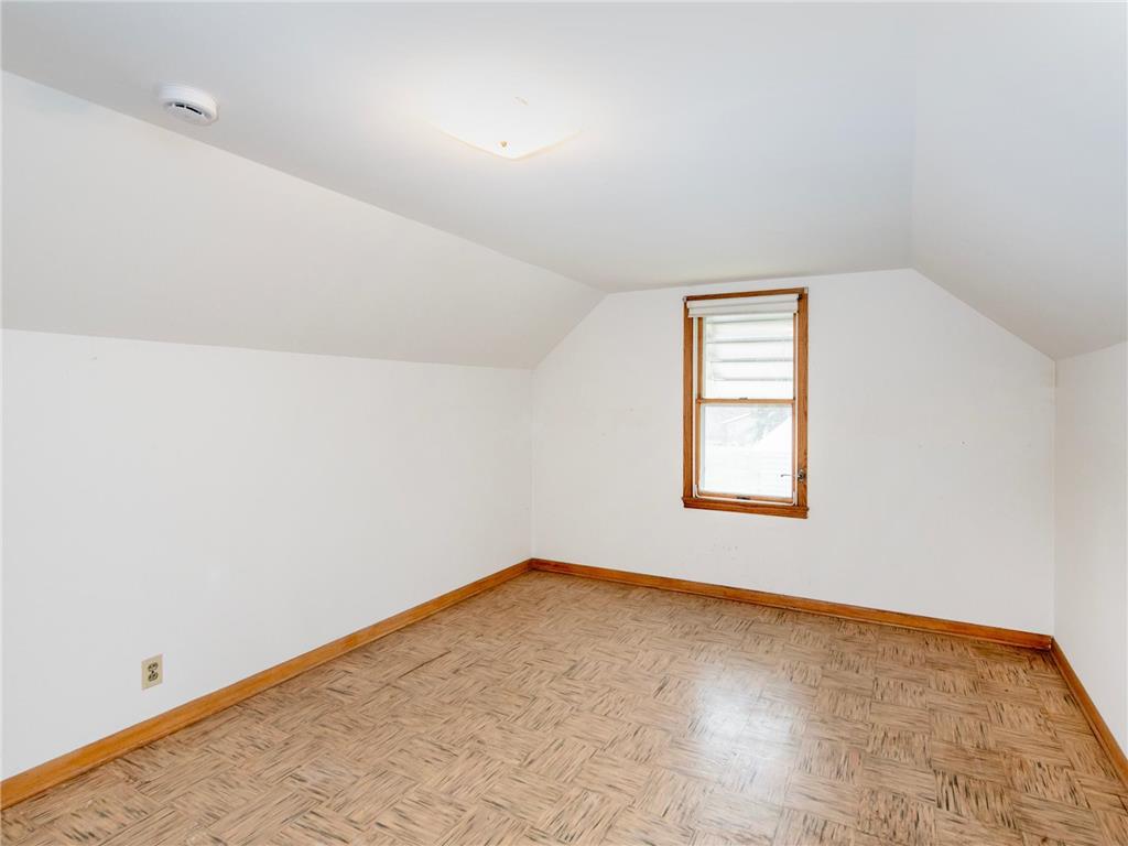 2078 Sloan Street Maplewood MN 55117 7050503 image13