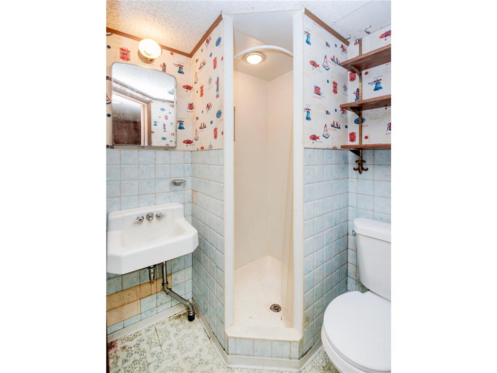 2078 Sloan Street Maplewood MN 55117 7050503 image18