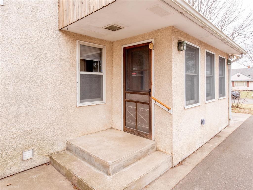 2078 Sloan Street Maplewood MN 55117 7050503 image3