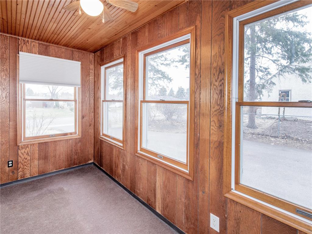 2078 Sloan Street Maplewood MN 55117 7050503 image4