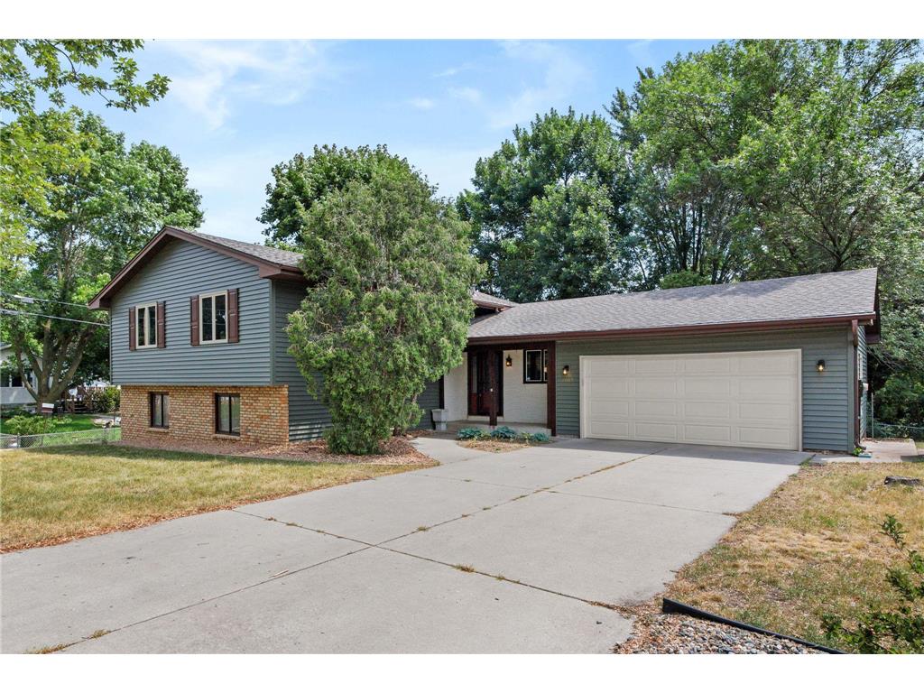 2079 Erin Court New Brighton MN 55112 6395109 image1