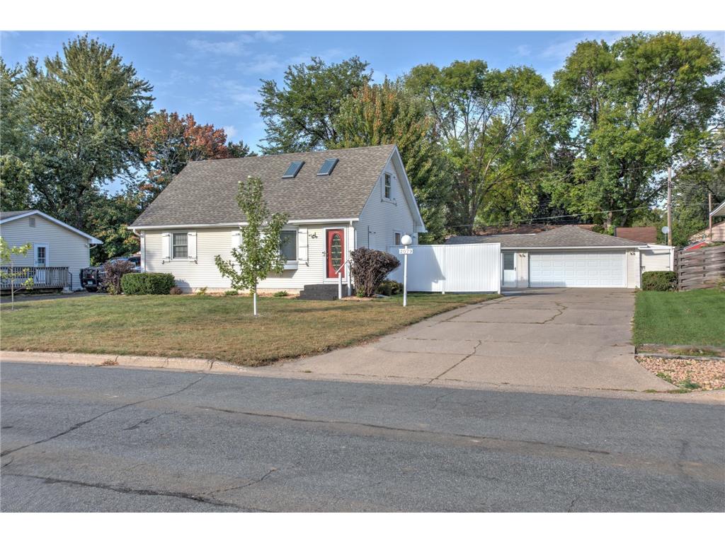 2079 Garnet Lane Eagan MN 55122 6799420 image1