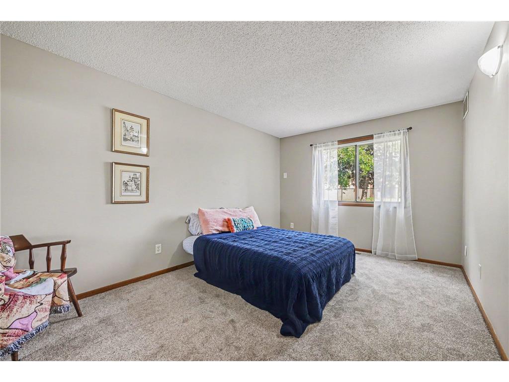 2079 Parkside Drive Saint Paul MN 55119 7111049 image18