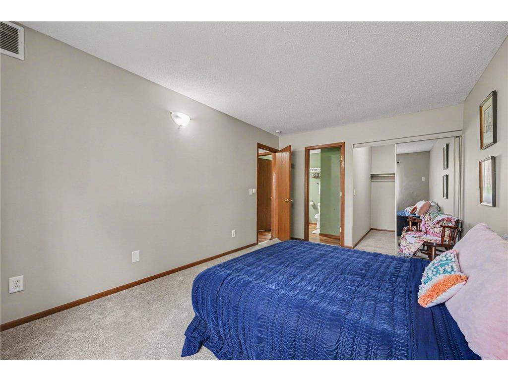 2079 Parkside Drive Saint Paul MN 55119 7111049 image20