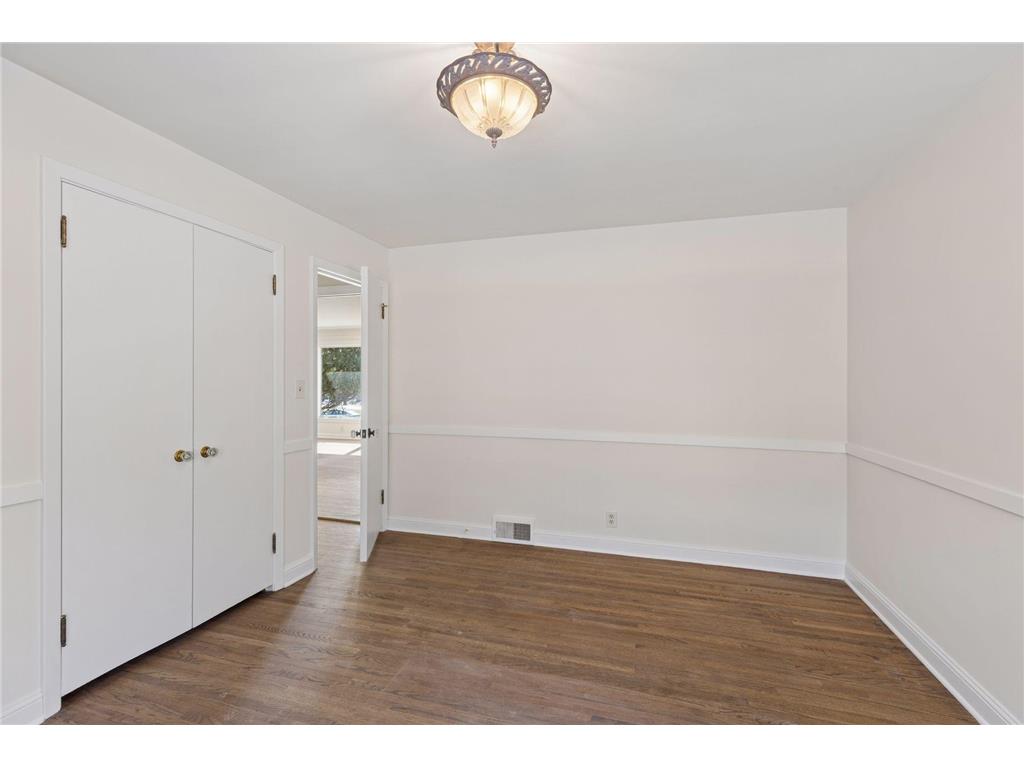 2079 Upper Saint Dennis Road Saint Paul MN 55116 7069581 image18