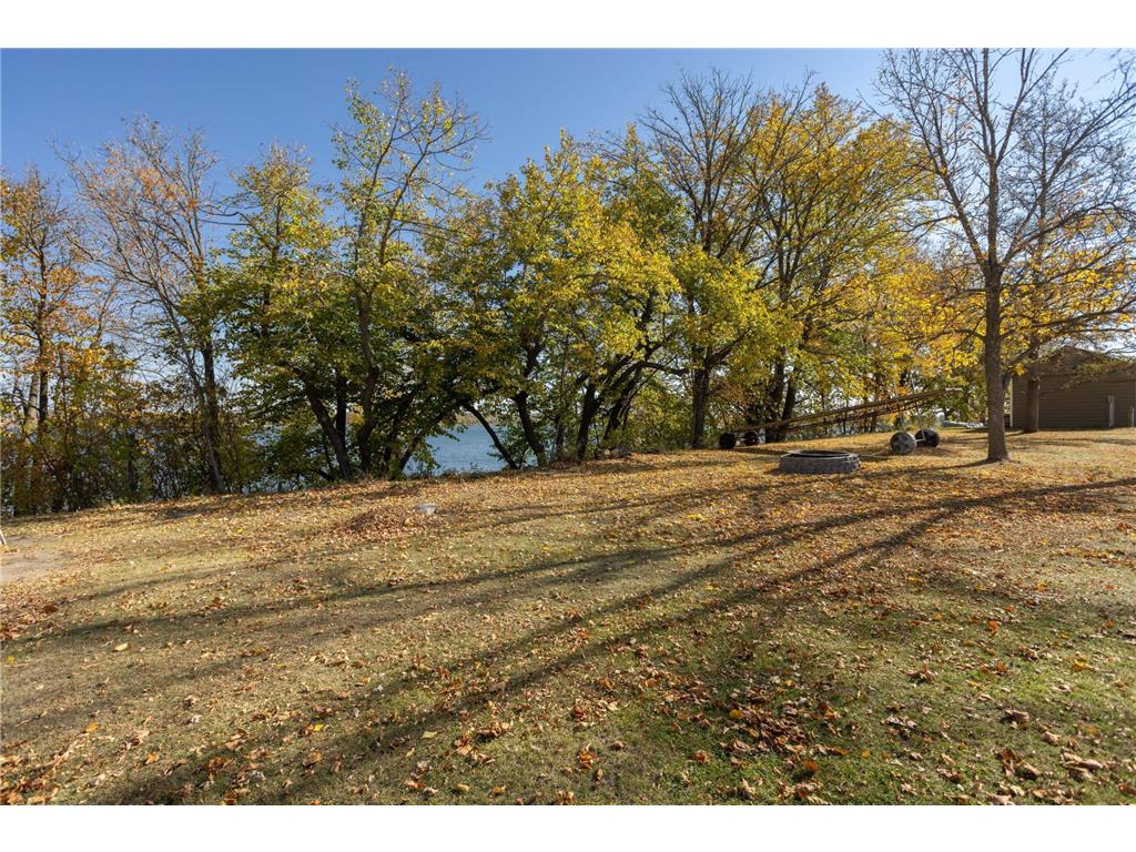 20797 County Highway 21 Detroit Lakes MN 56501 - Little Floyd 6270575 image1