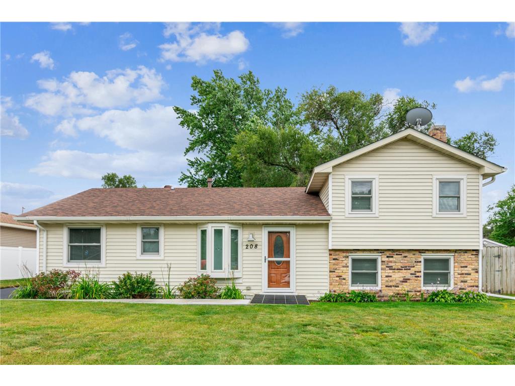 208 106th Avenue NW Coon Rapids MN 55448 6785443 image1