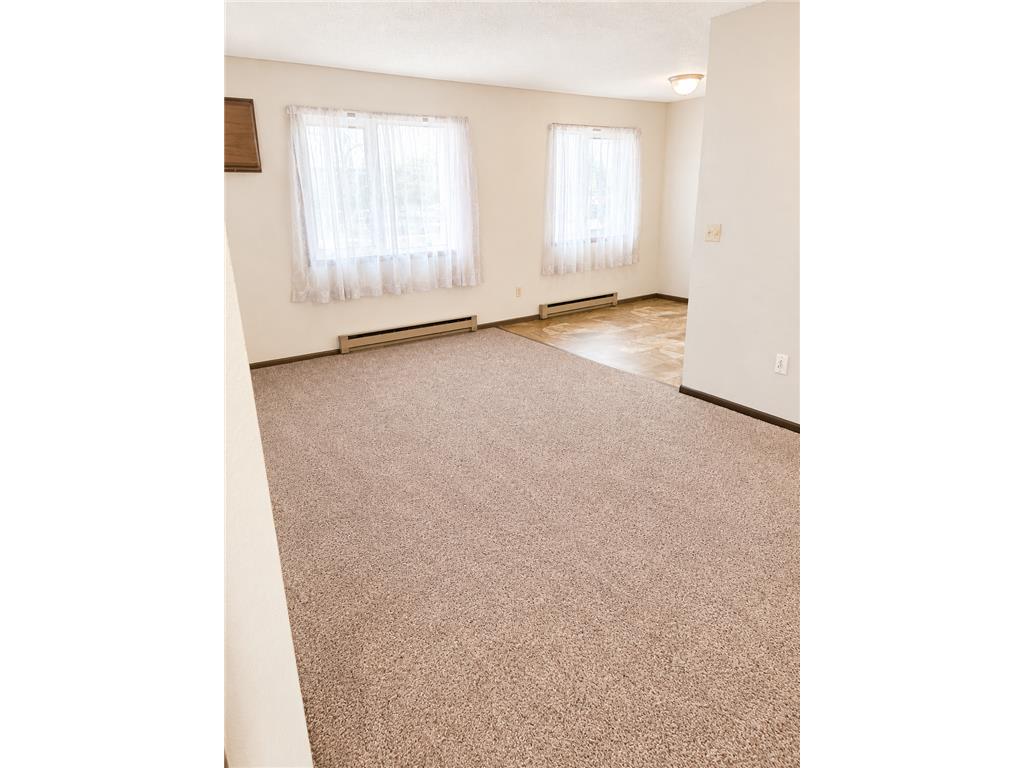208 14th Avenue NE #13 Waseca MN 56093 7070623 image1