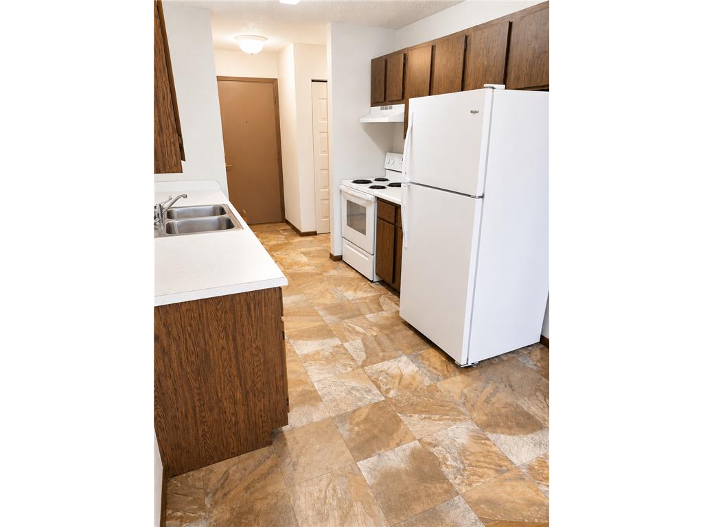 208 14th Avenue NE #13 Waseca MN 56093 7070623 image4