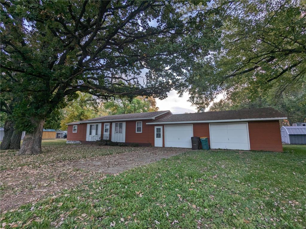 208 1st Avenue NE Geneva MN 56035 6443362 image1