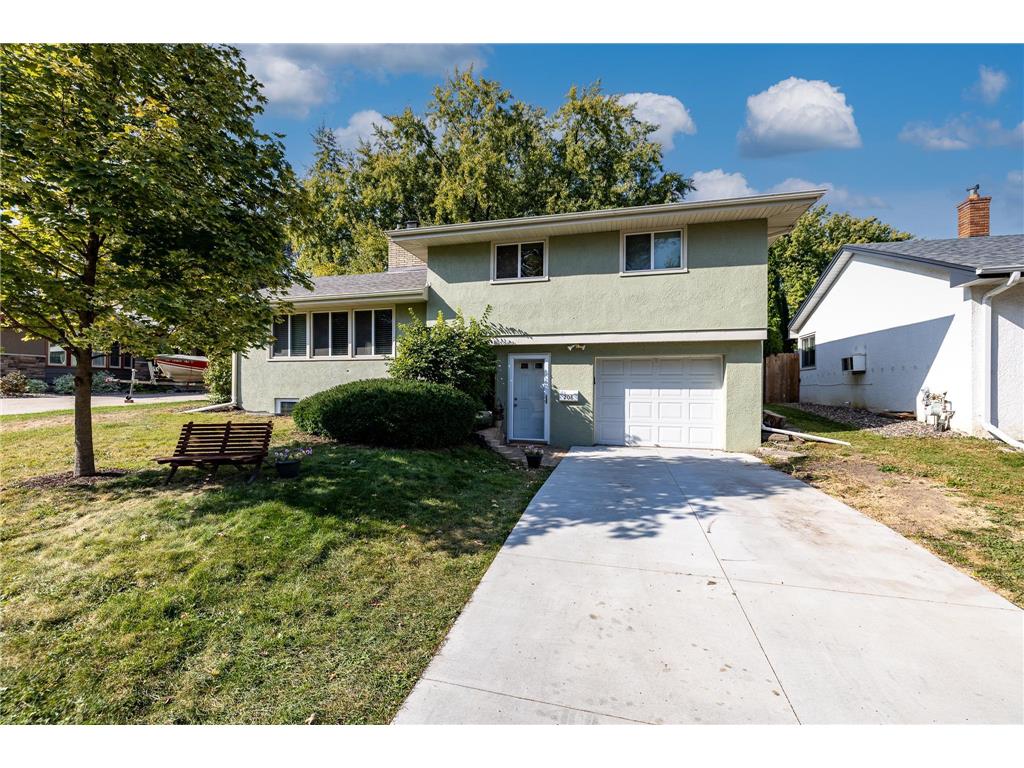 208 22nd Avenue S South Saint Paul MN 55075 6609980 image1