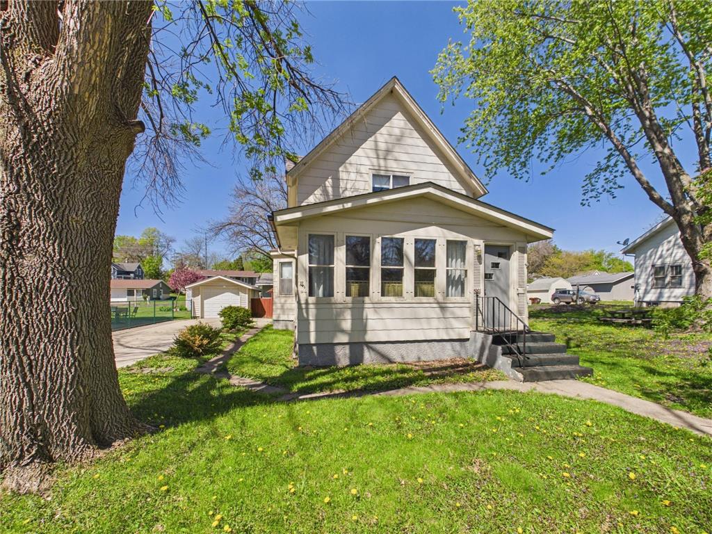 208 4th Avenue NW New Prague MN 56071 7071911 image1