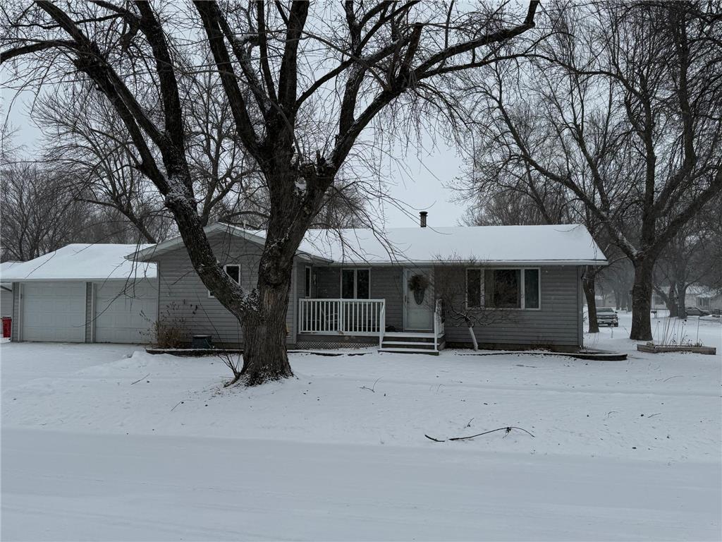 208 4th Street NE Fulda MN 56131 6657200 image1