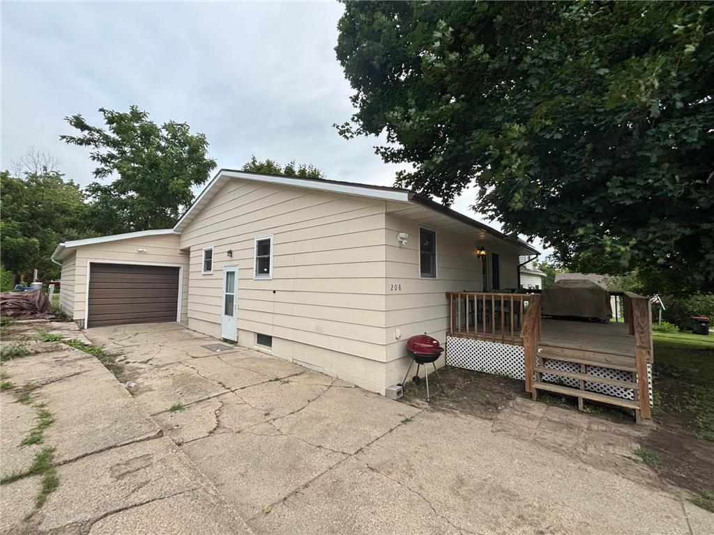 208 4th Street NW Bertha MN 56437 6772625 image1