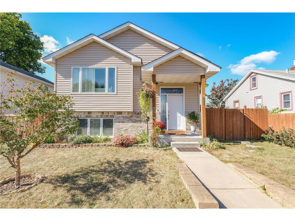 208 9th Avenue S, South Saint Paul, MN, 55075 MLS 6265064 Edina Realty