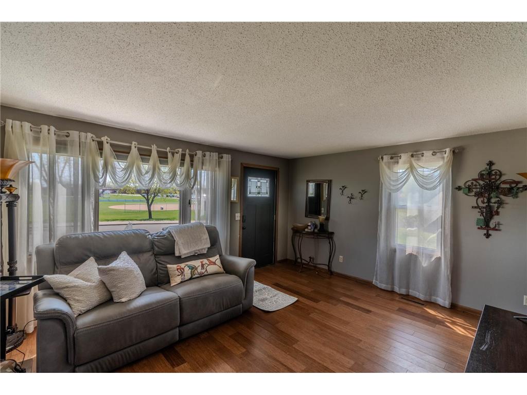 208 9th Street SE Little Falls MN 56345 7073102 image11